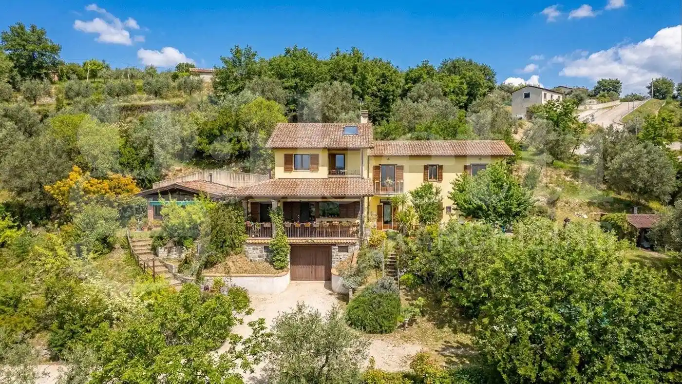 Casa indipendente in vendita a Corciano
