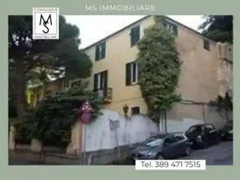 Appartamento in vendita a Savona