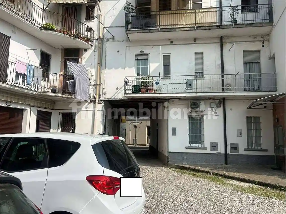 Appartamento in vendita a Pogliano Milanese