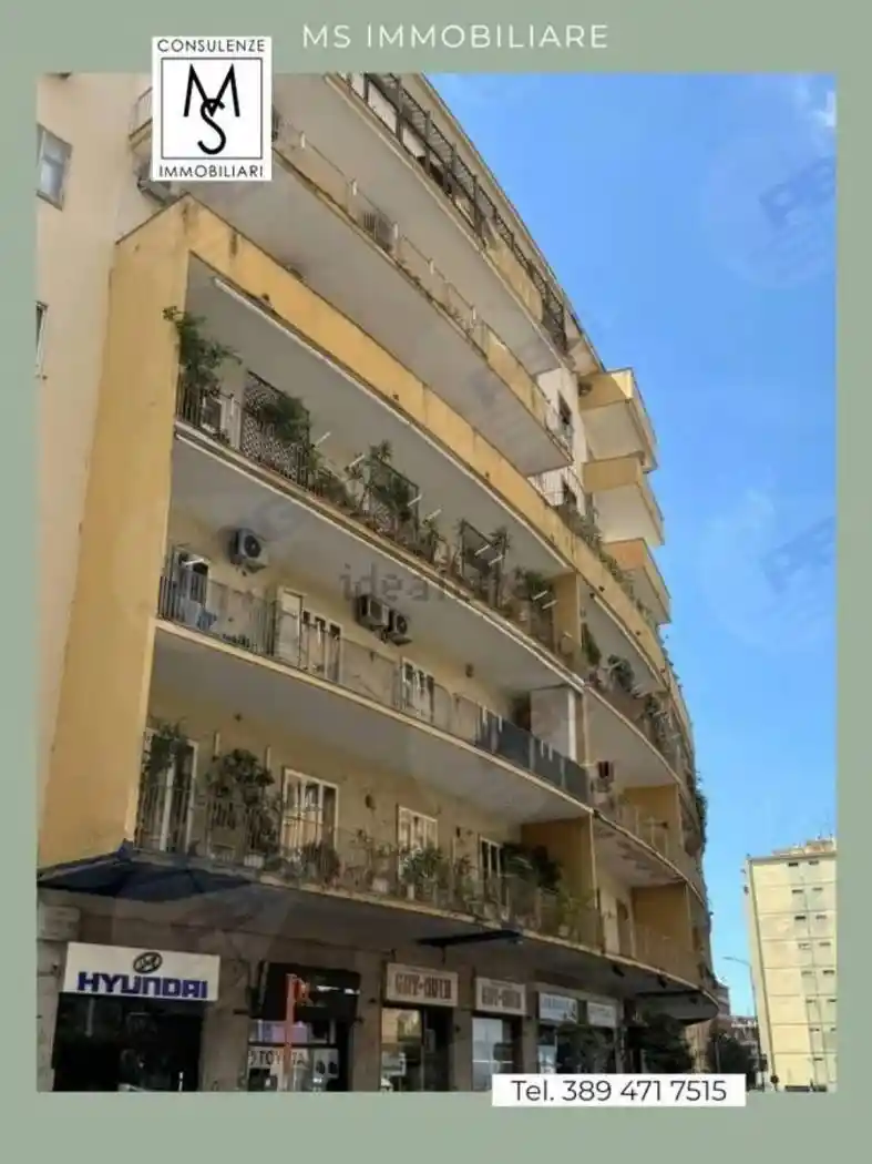 Appartamento in vendita a Napoli