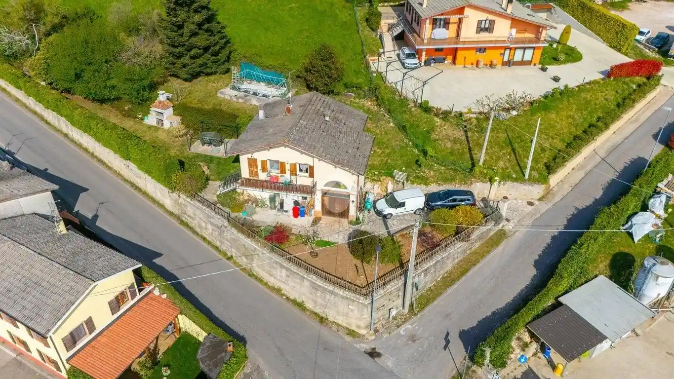 Villa in vendita a Roverè Veronese