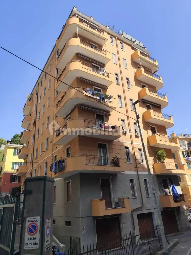 Appartamento in vendita a Genova