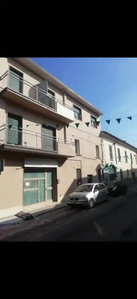 Palazzo - Edificio in vendita a Castegnato