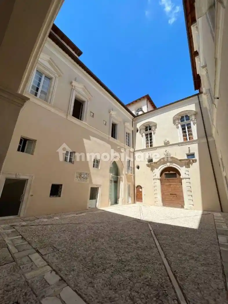 Appartamento in vendita a L'Aquila