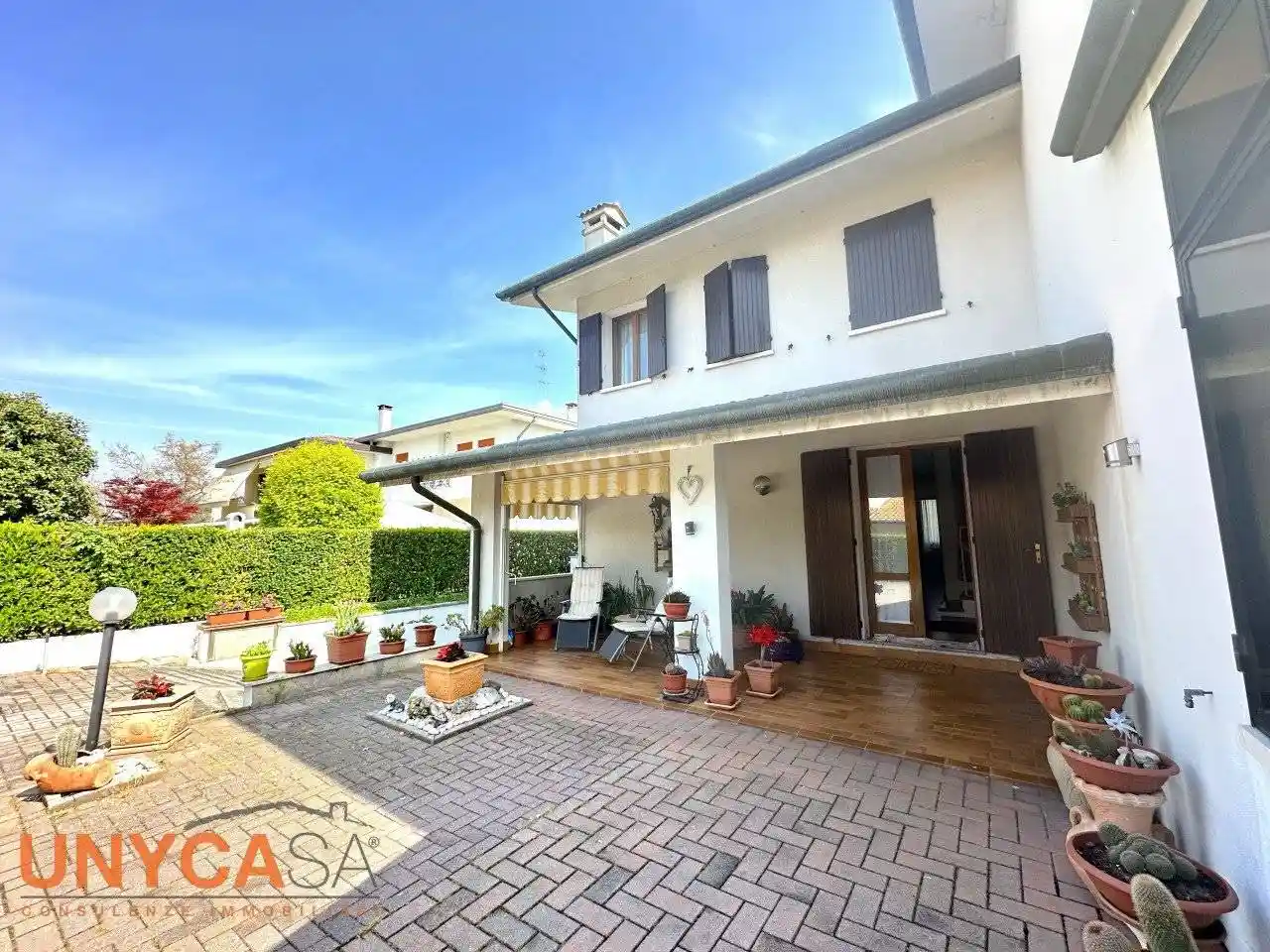 Casa indipendente in vendita a Selvazzano Dentro