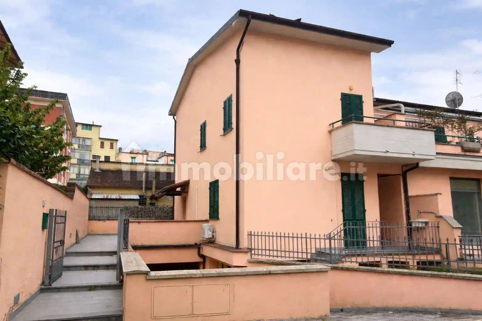 Villetta a schiera in vendita a Pistoia