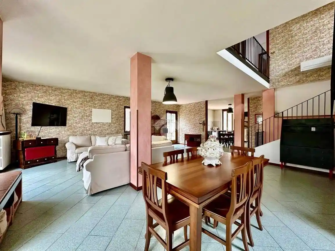 Villa in vendita a Sona