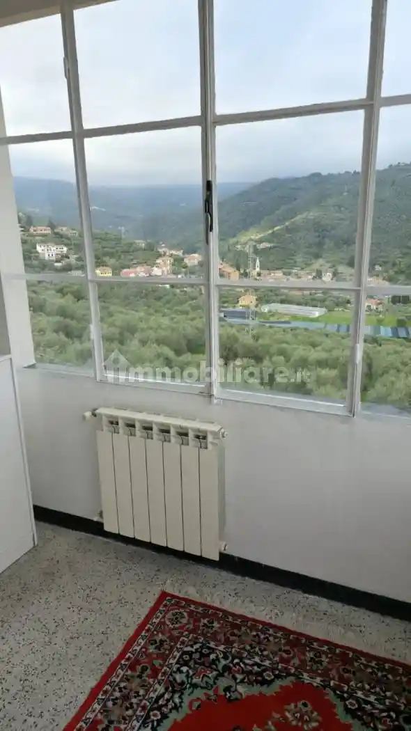 Appartamento in vendita a Dolcedo