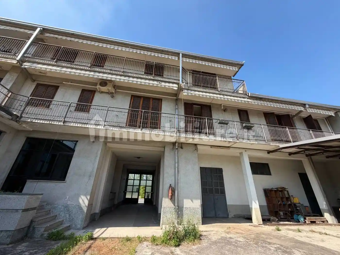 Palazzo - Edificio in vendita a Busto Arsizio