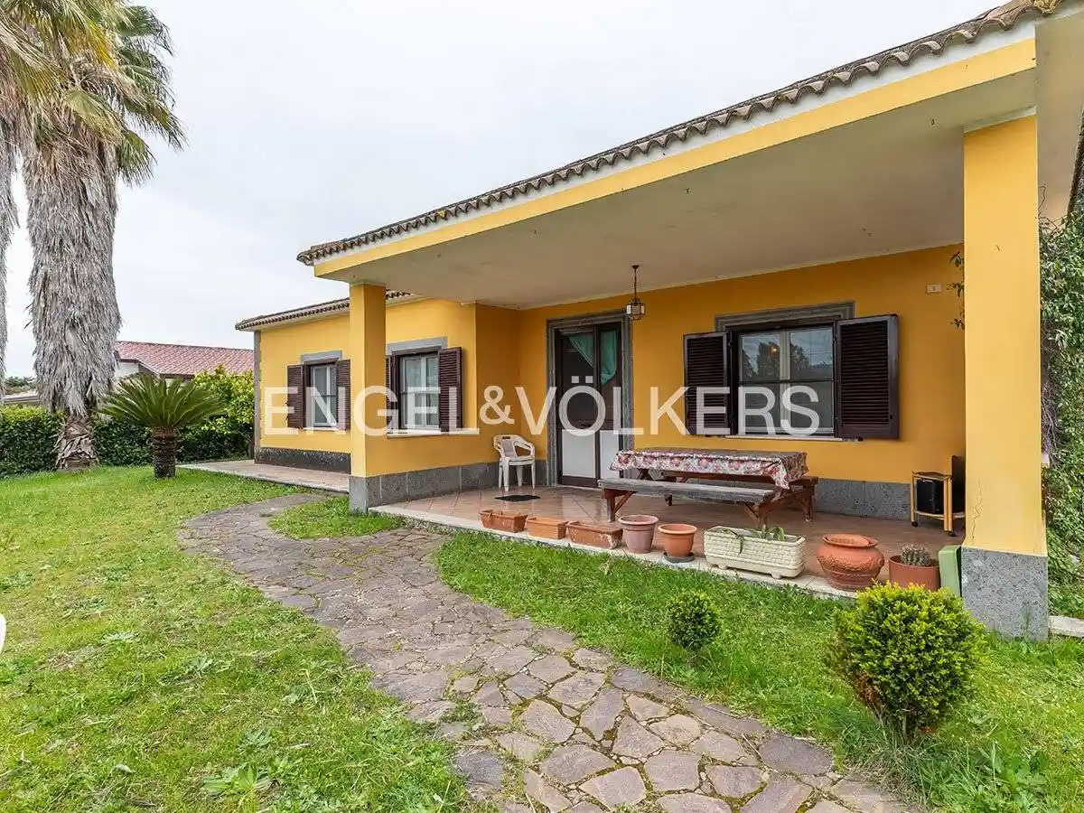 Villa in vendita a Ardea