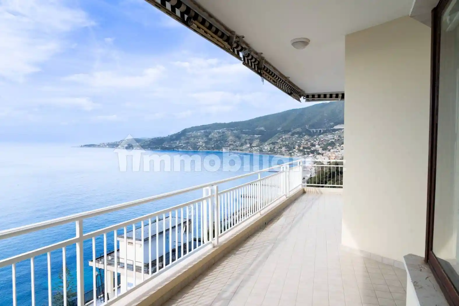 Appartamento in vendita a Ospedaletti