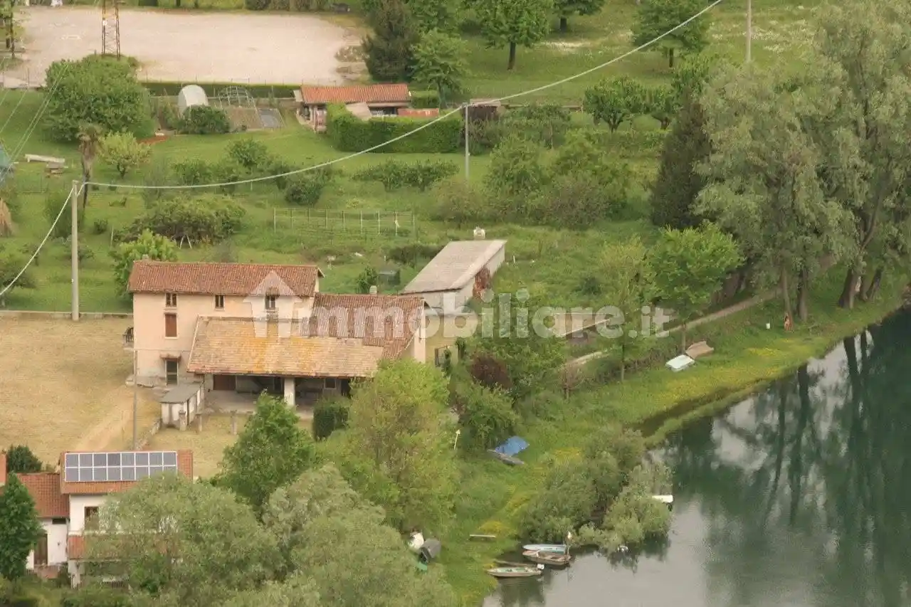 Villa in vendita a Olginate