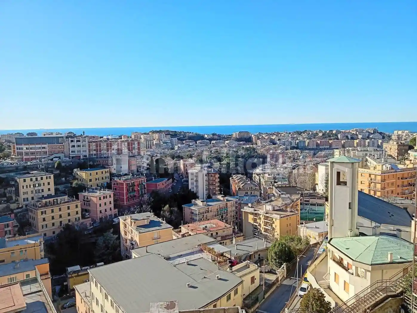 Appartamento in vendita a Genova