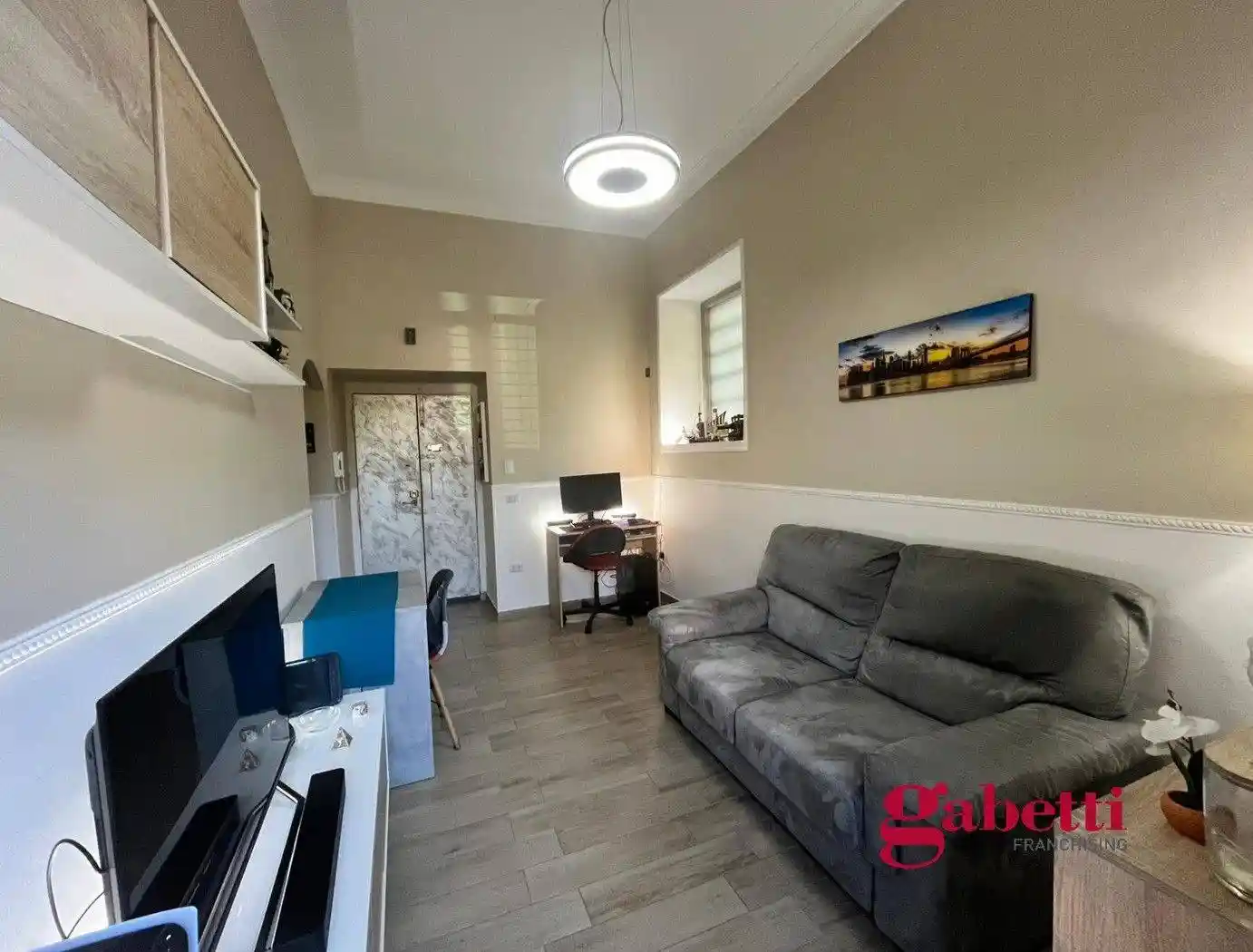 Appartamento in vendita a Napoli