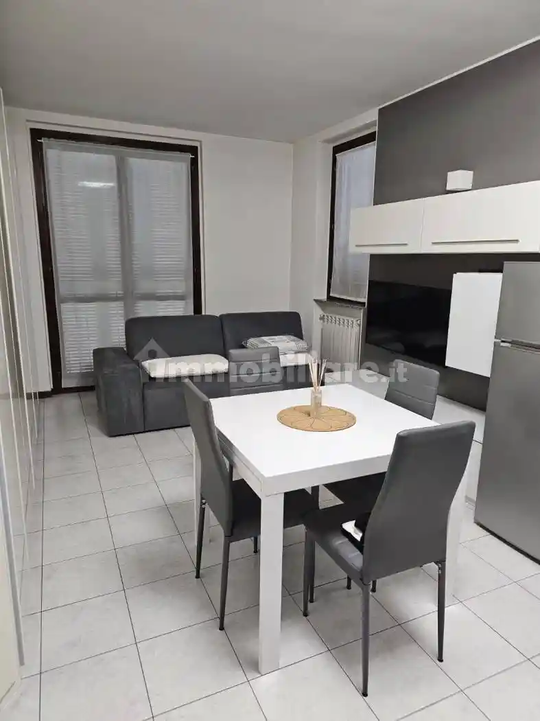 Appartamento in affitto a Desio