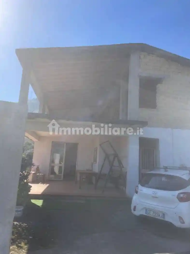 Villa in vendita a Altavilla Milicia