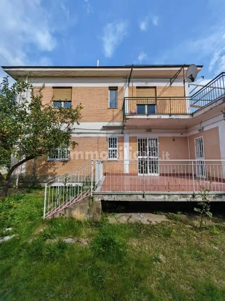 Villa in vendita a Pozzuoli
