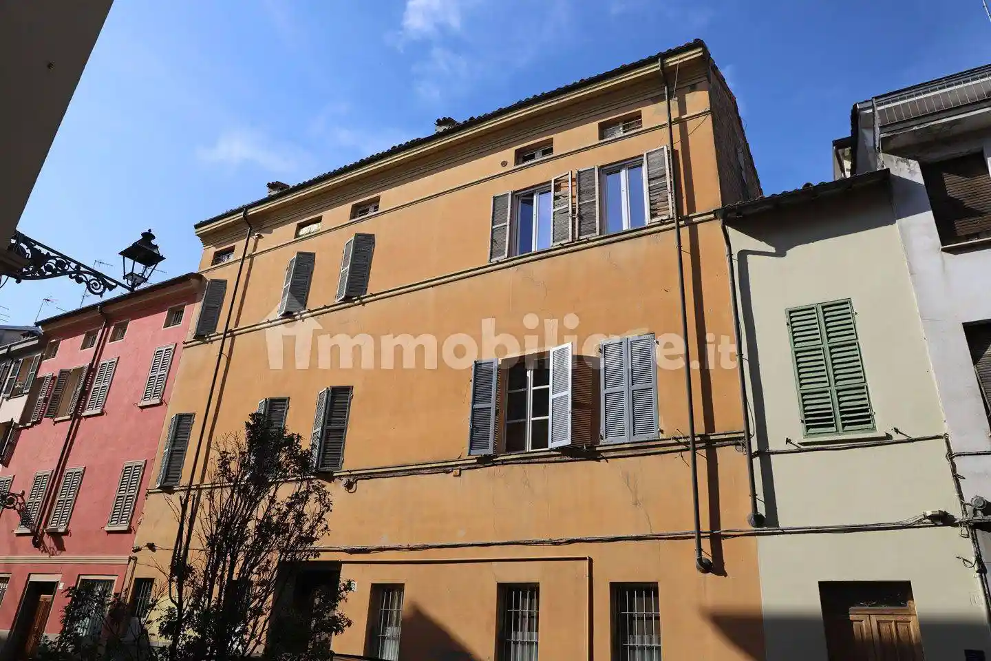 Appartamento in vendita a Parma