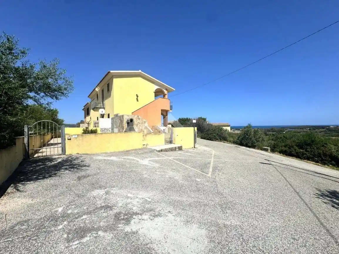 Appartamento in vendita a Budoni