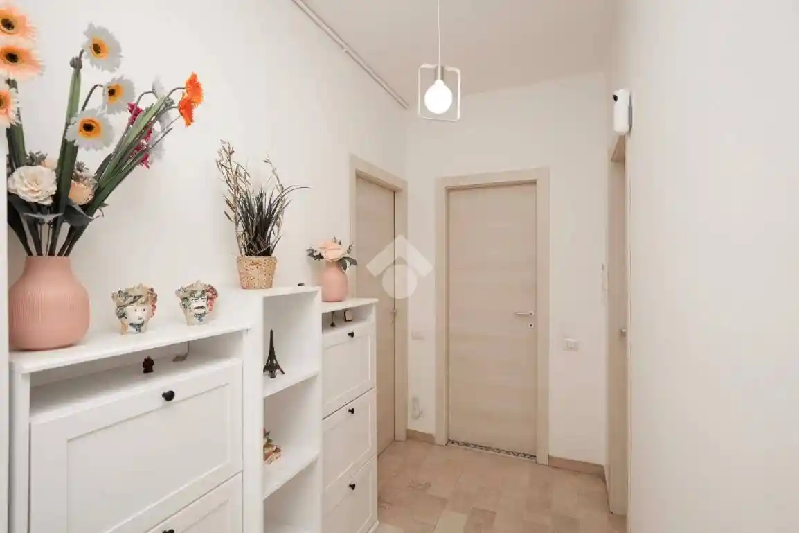 Appartamento in vendita a Verano Brianza