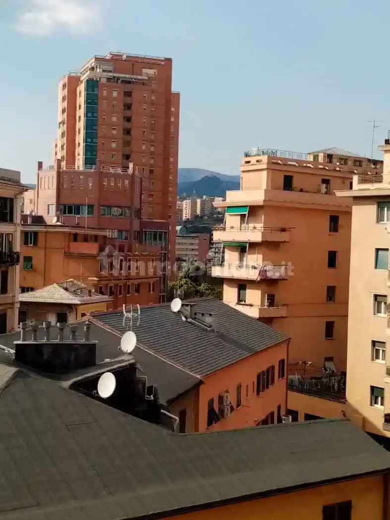 Appartamento in vendita a Genova