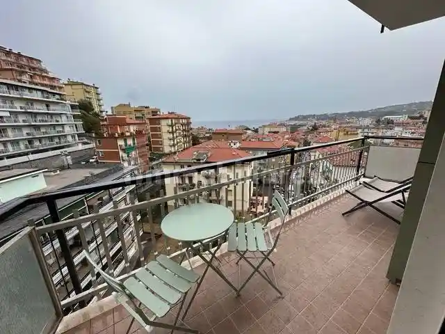 Appartamento in affitto a Varazze