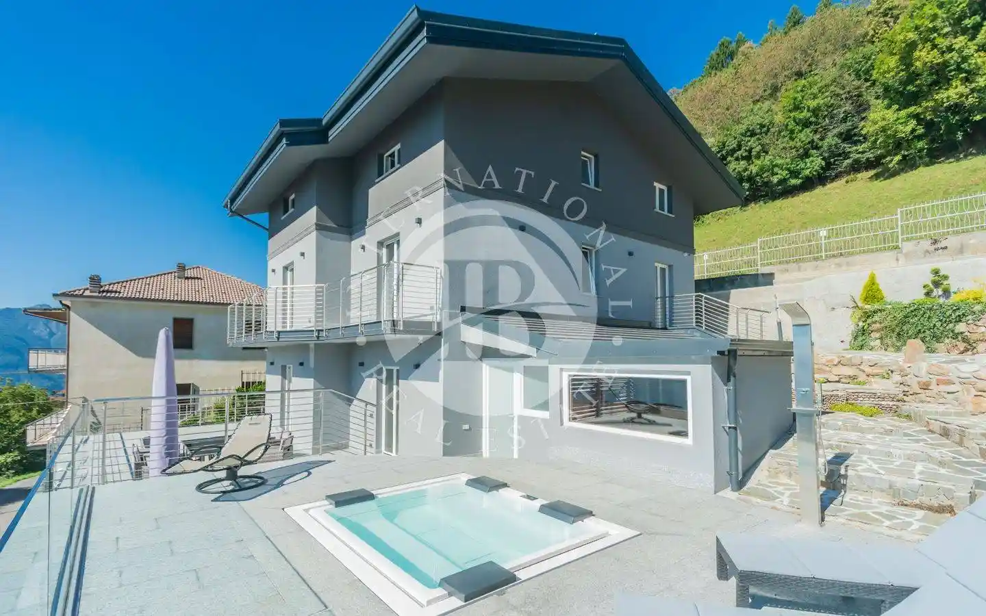 Villa in vendita a Casargo