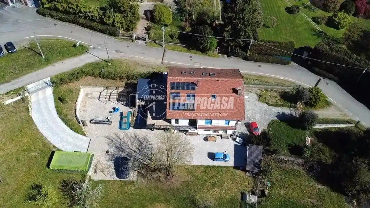 Appartamento in vendita a La Cassa