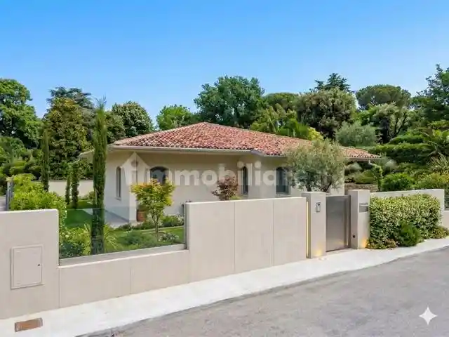 Villa in vendita a Viadana