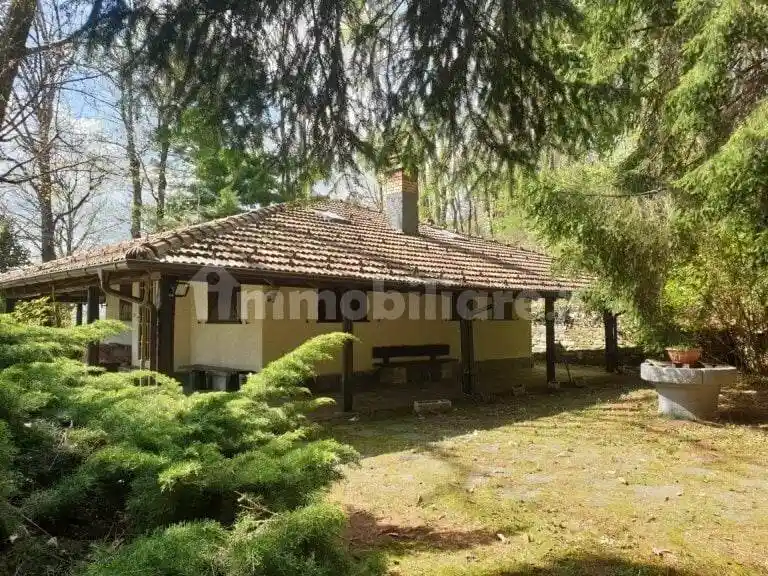 Villa in affitto a Armeno