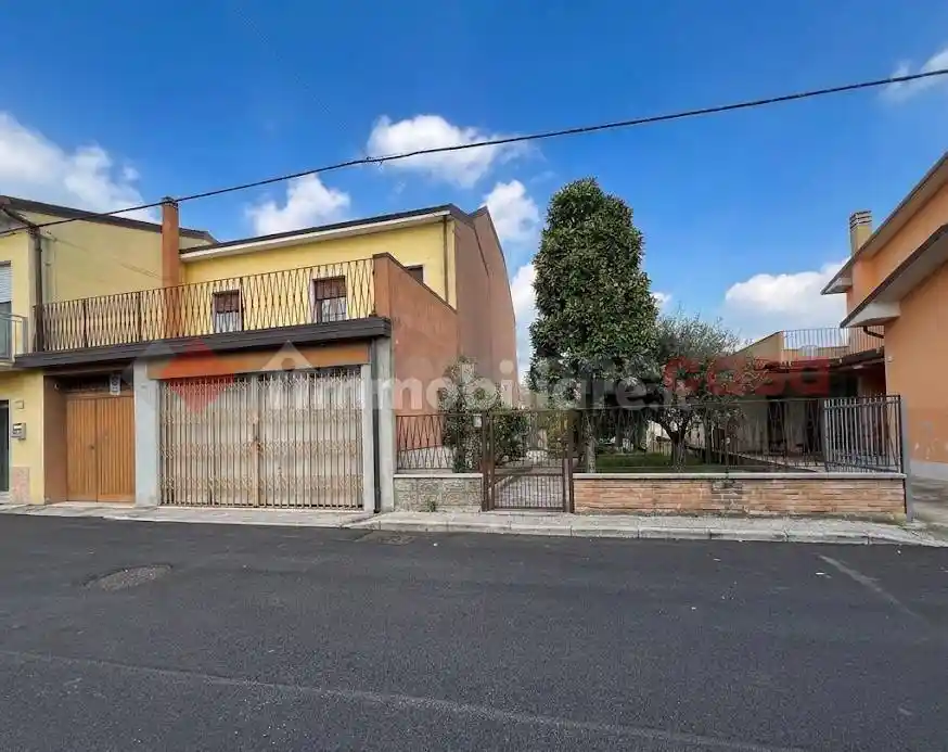 Casa indipendente in vendita a San Giovanni Lupatoto