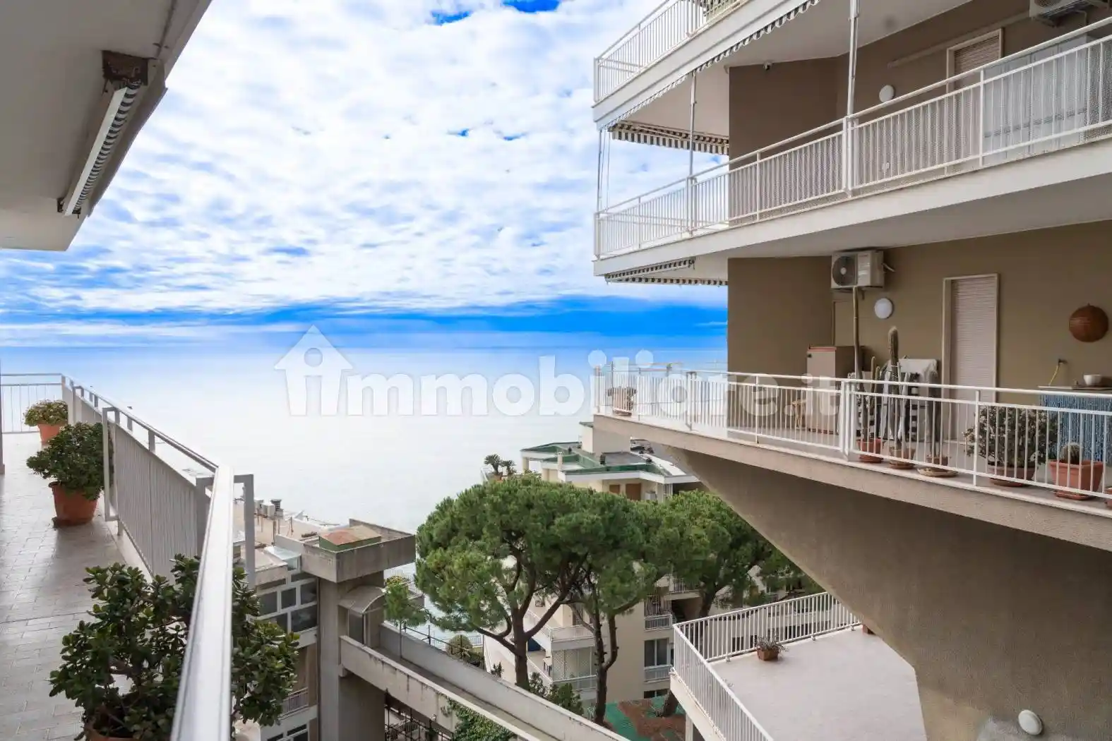 Appartamento in vendita a Ospedaletti