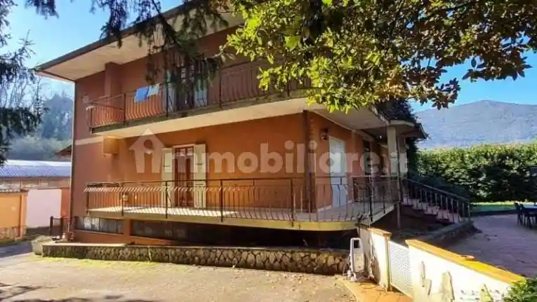 Villa in vendita a Gavignano