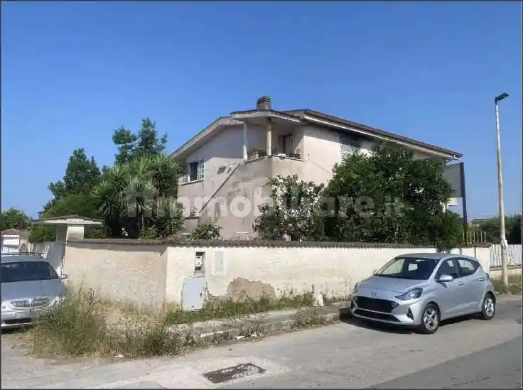 Appartamento in vendita a Aprilia