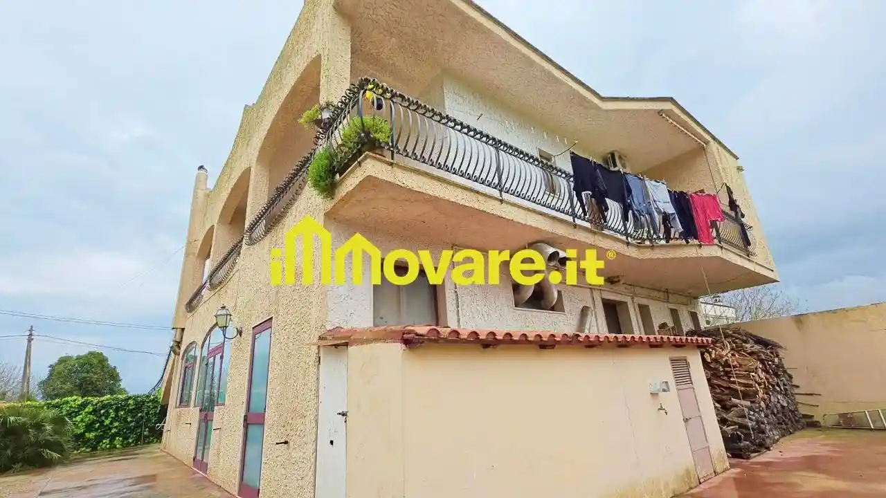 Appartamento in vendita a Aradeo