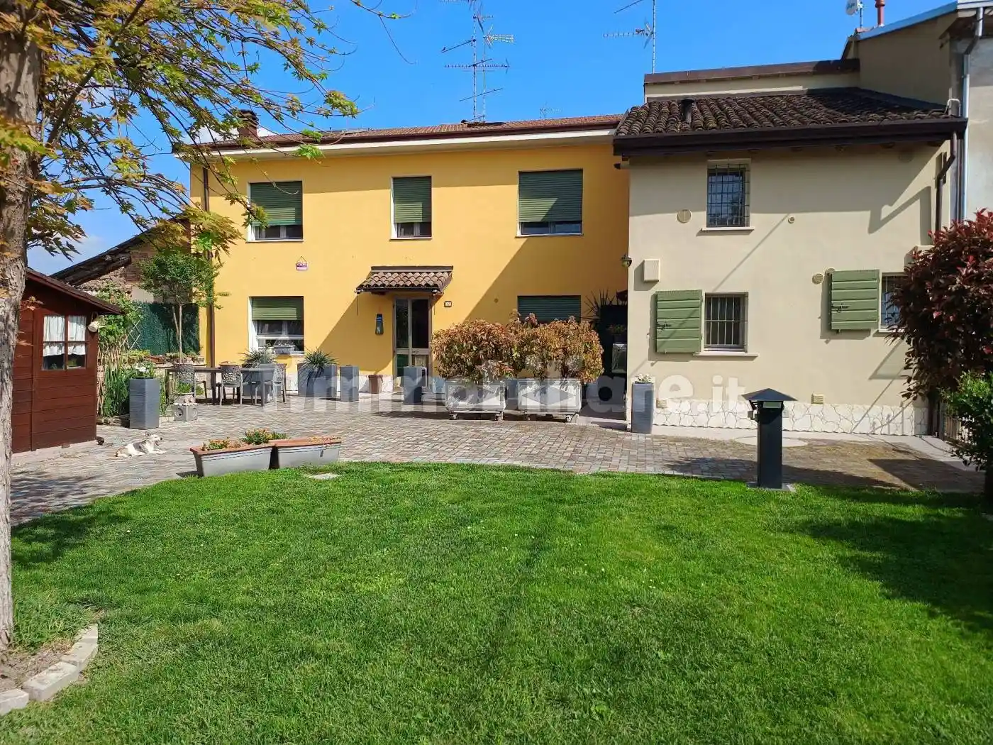 Villetta a schiera in vendita a Novi di Modena