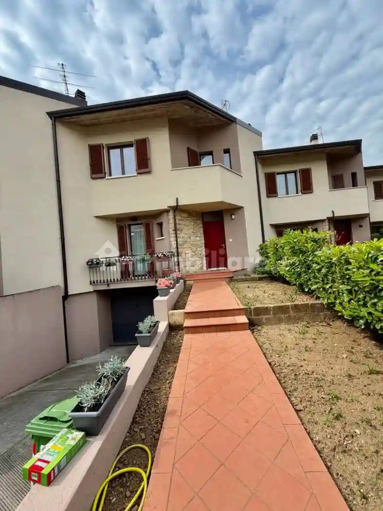 Villetta a schiera - foto 2