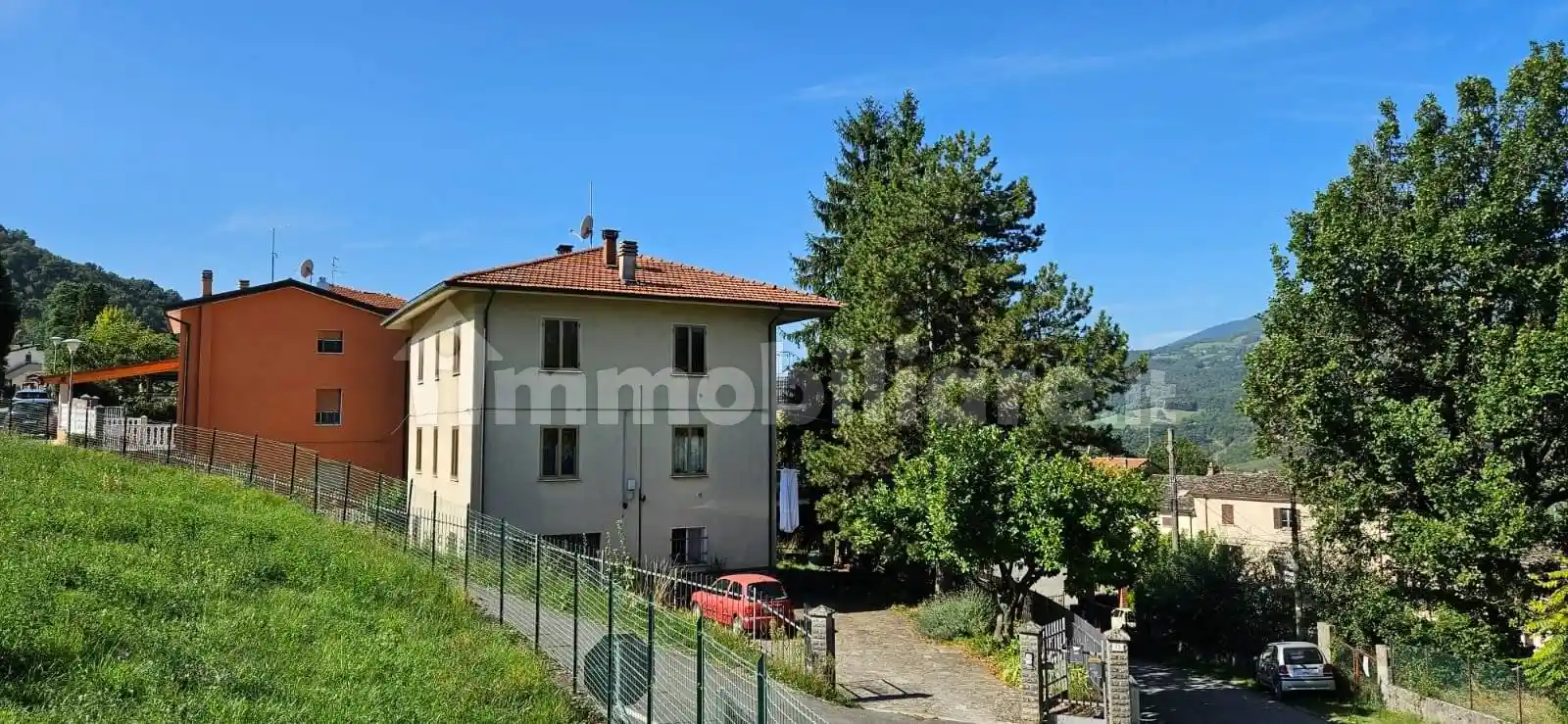 Villa in vendita a Varsi
