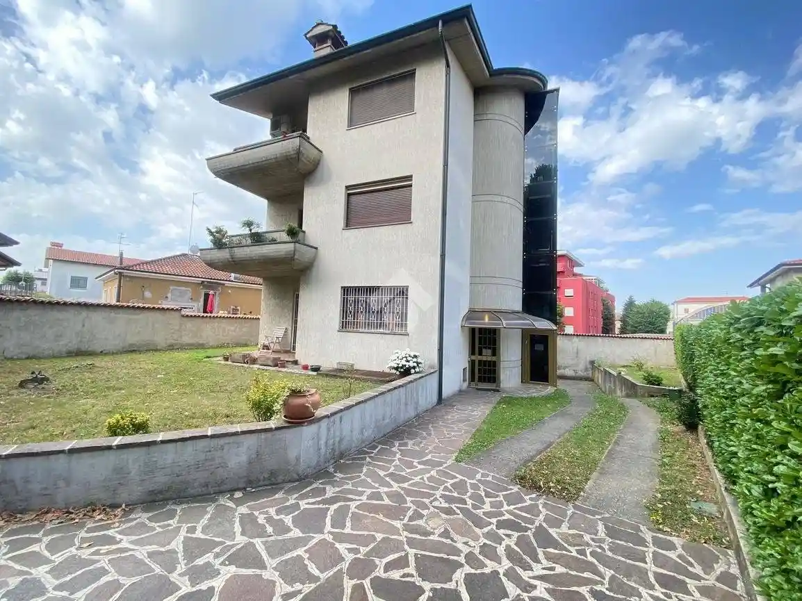 Appartamento in affitto a Treviglio