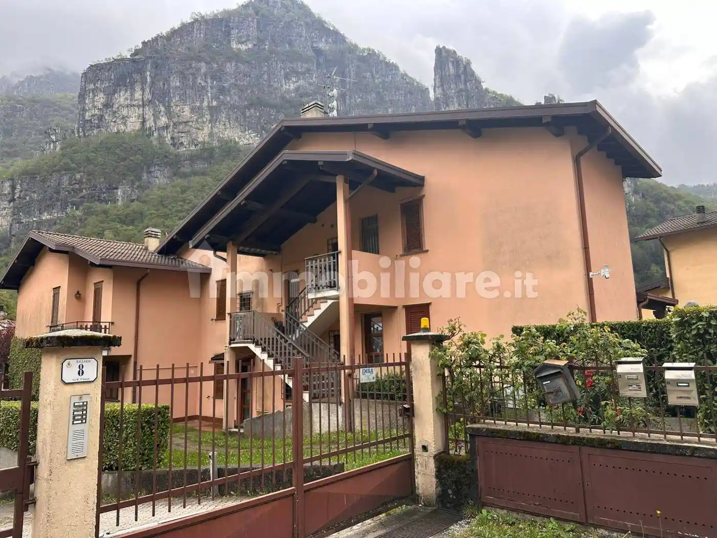 Appartamento in vendita a Ballabio