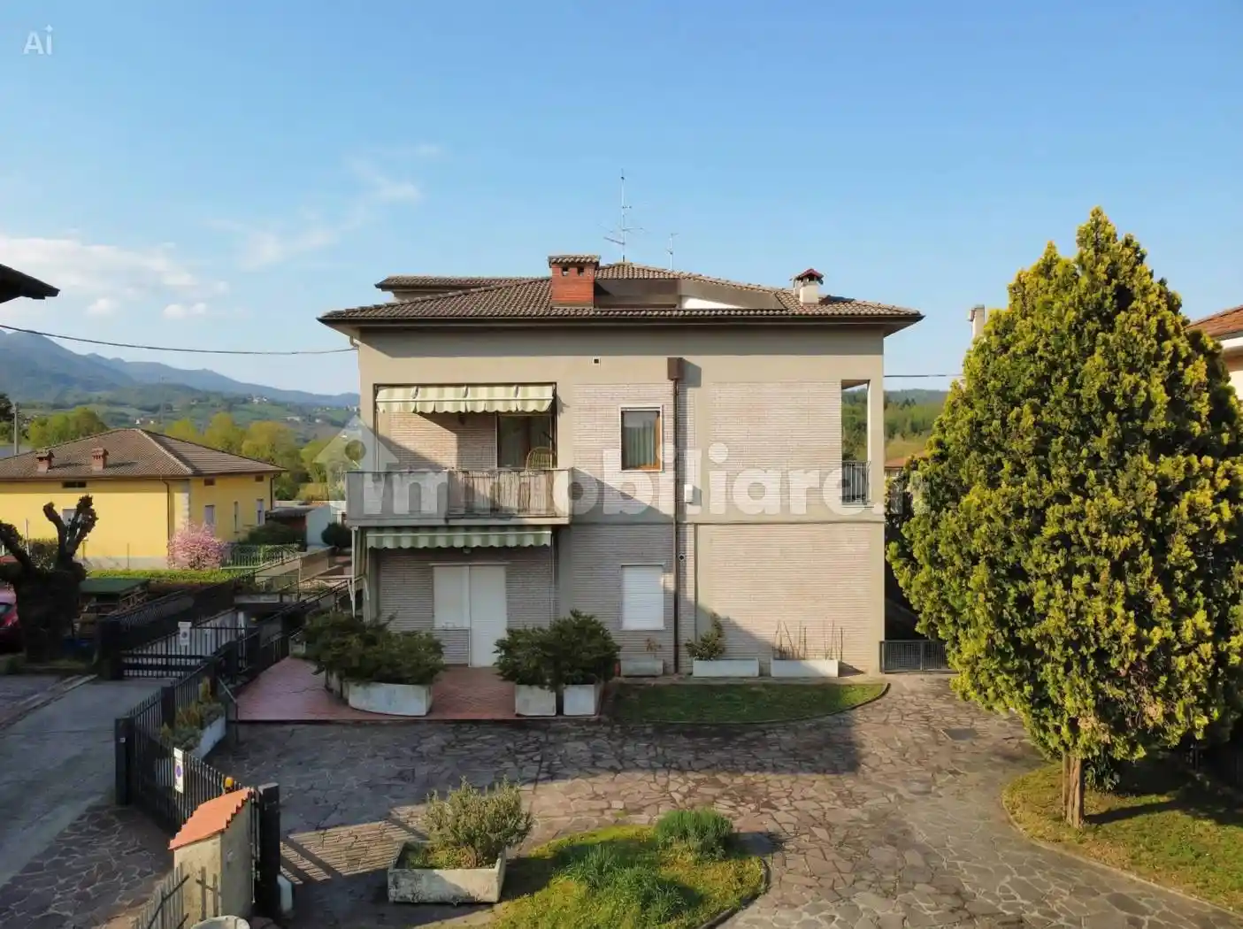 Appartamento in vendita a Scanzorosciate