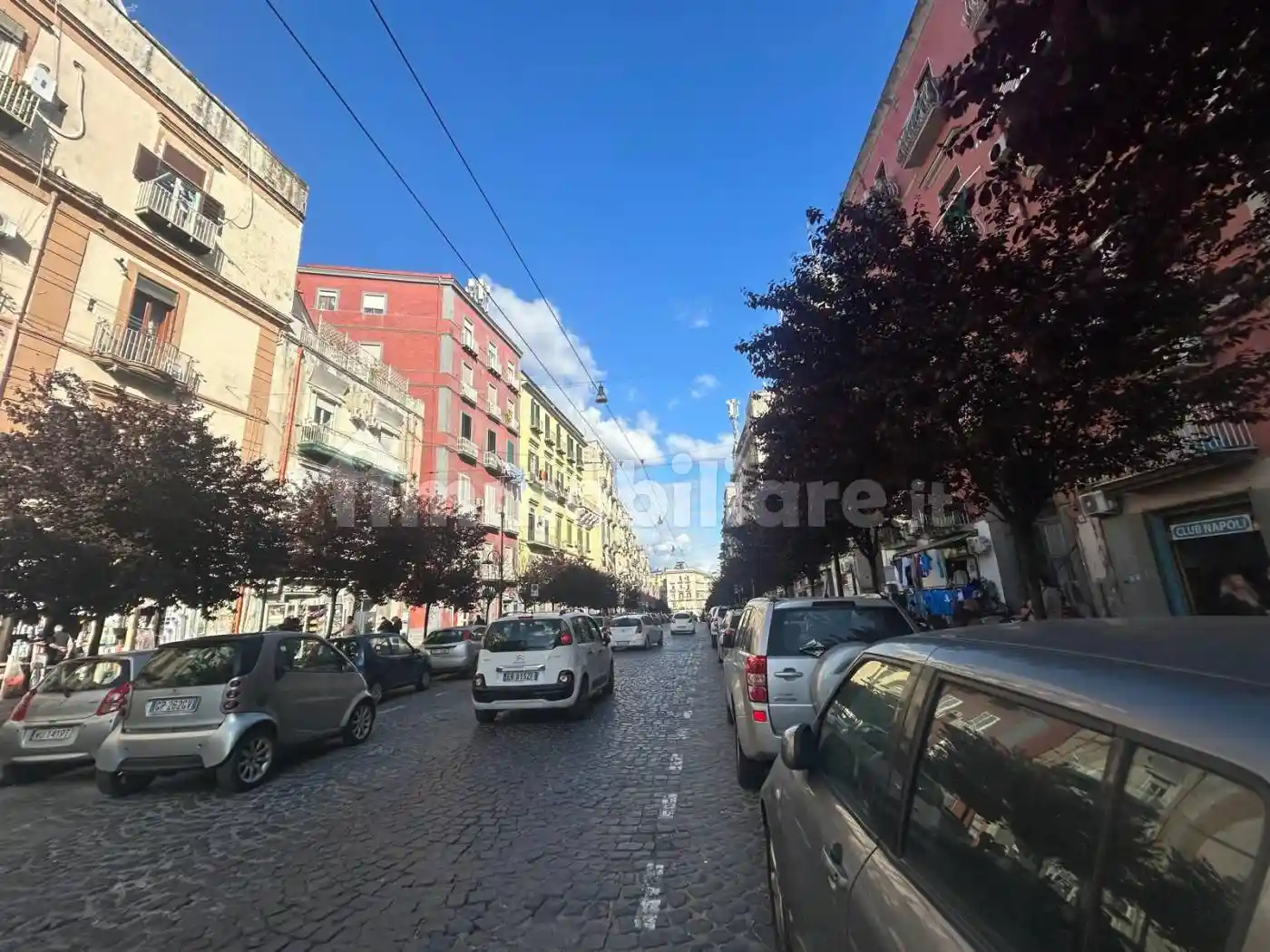 Appartamento in vendita a Napoli