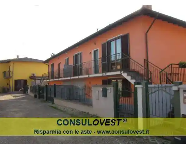 Villa in vendita a Dorno