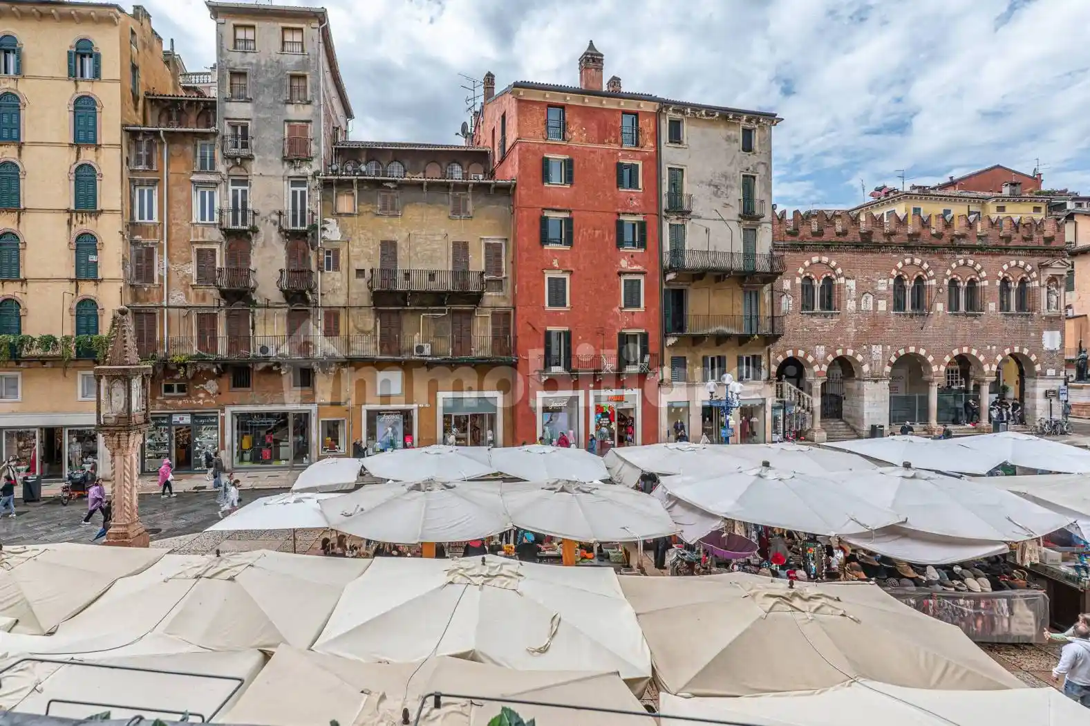 Appartamento in vendita a Verona