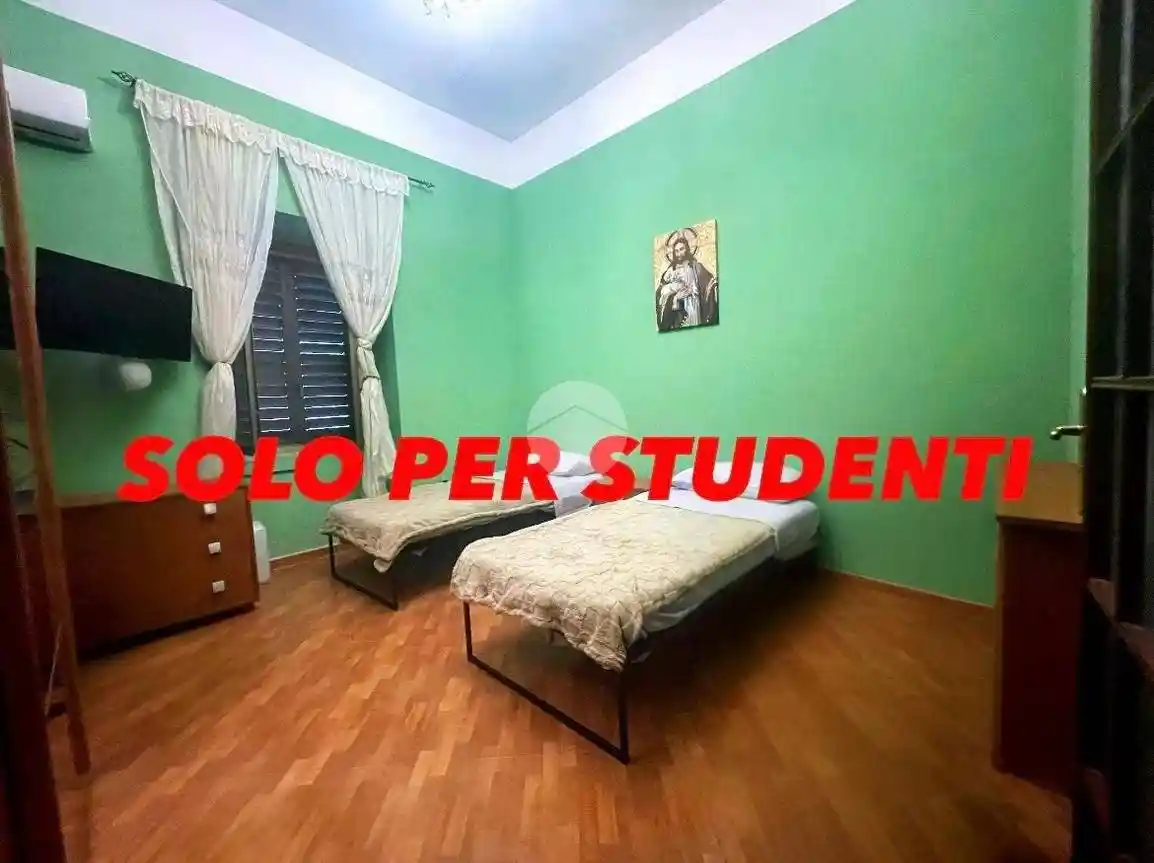 Appartamento in affitto a Napoli