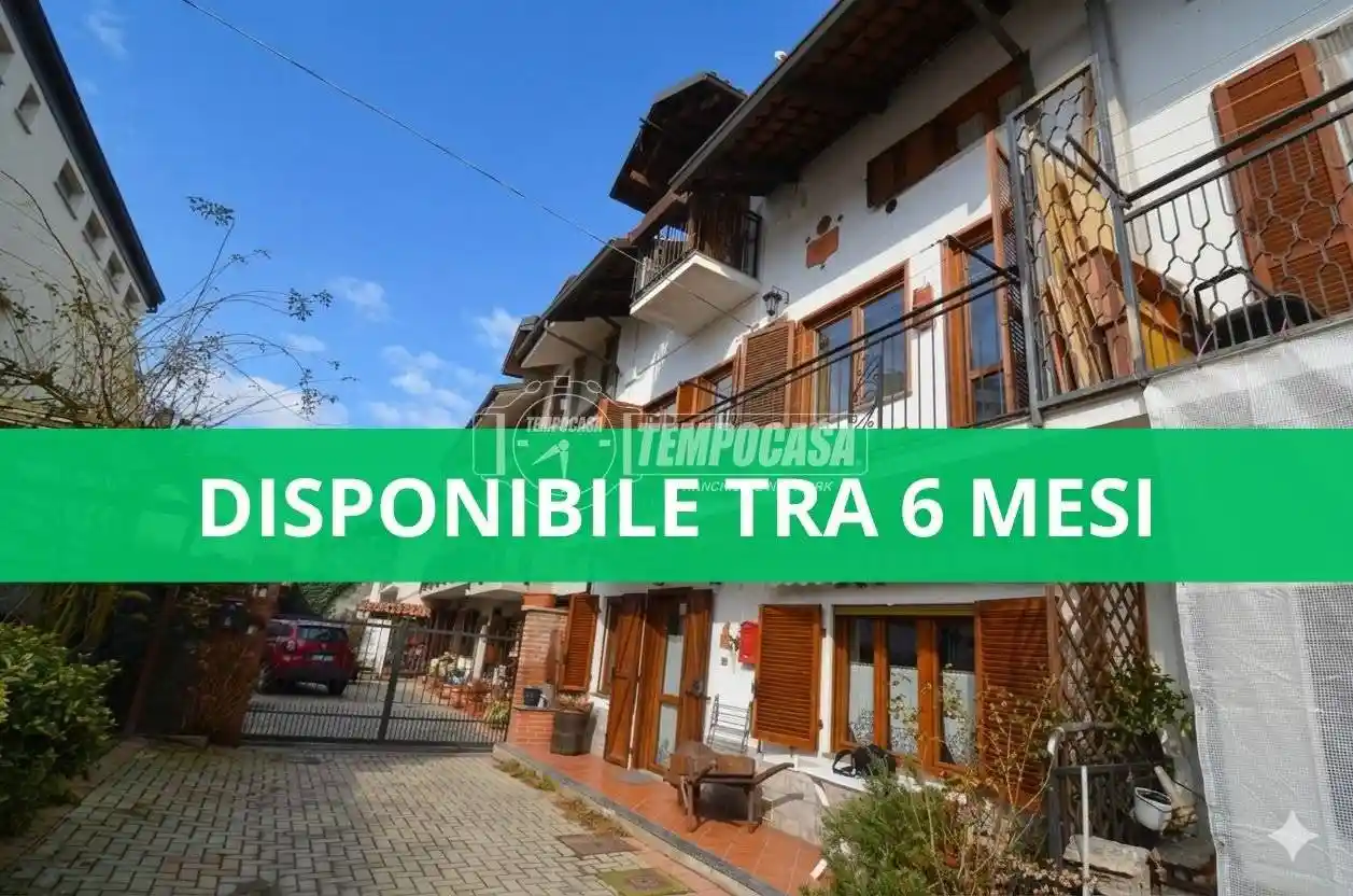 Casa indipendente in affitto a Rivarossa