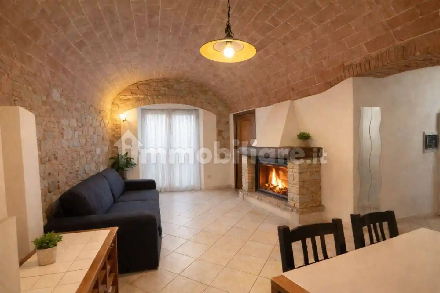 Appartamento in affitto a Vicopisano