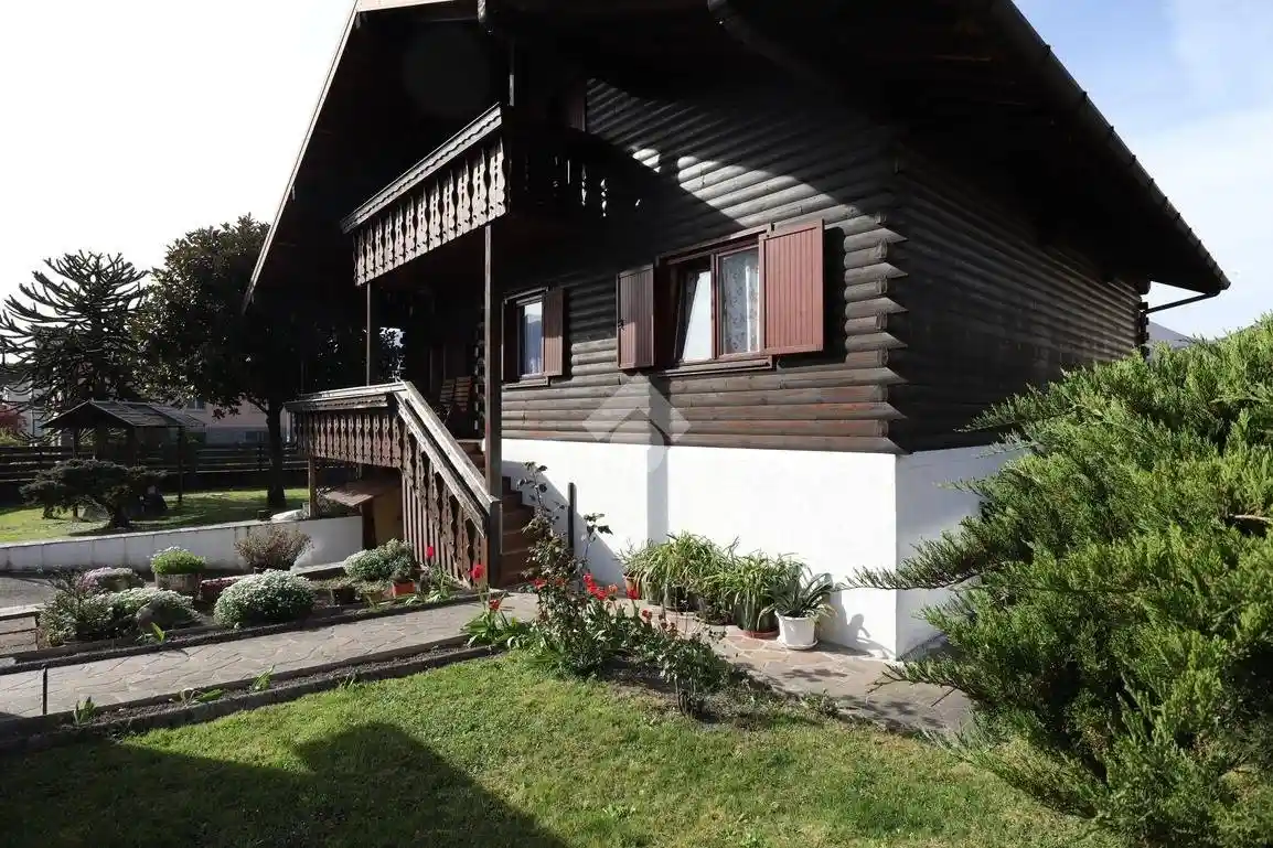 Villa in vendita a Tolmezzo