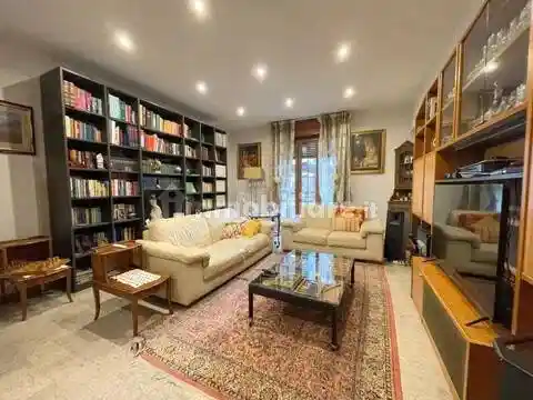 Appartamento in vendita a Prato