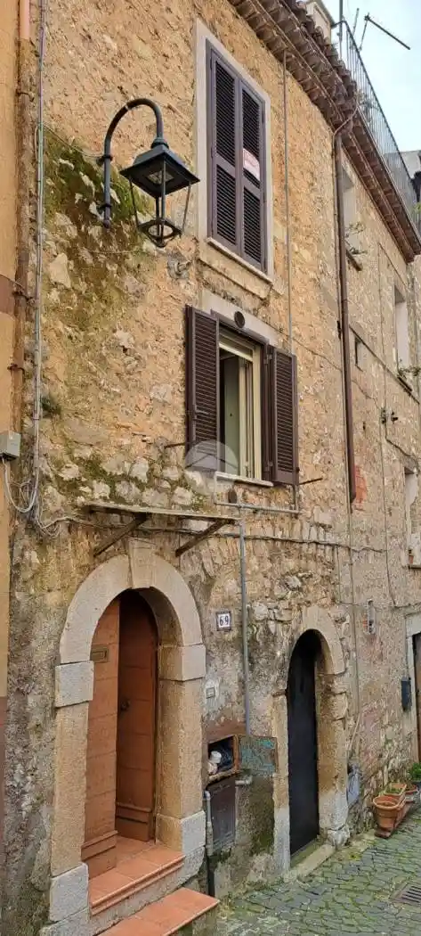 Casa indipendente in vendita a Vallecorsa